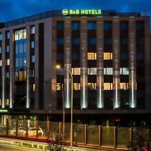 4* Hotel East